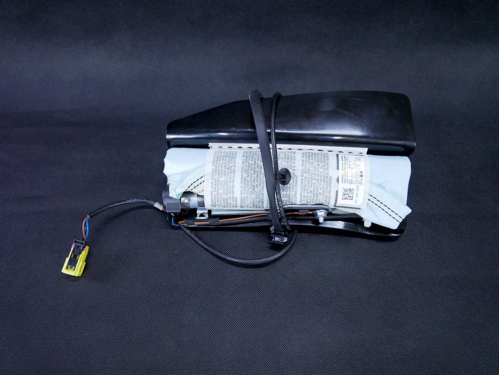 Airbag poduszka fotela prawa 4G8880242B AUDI A7