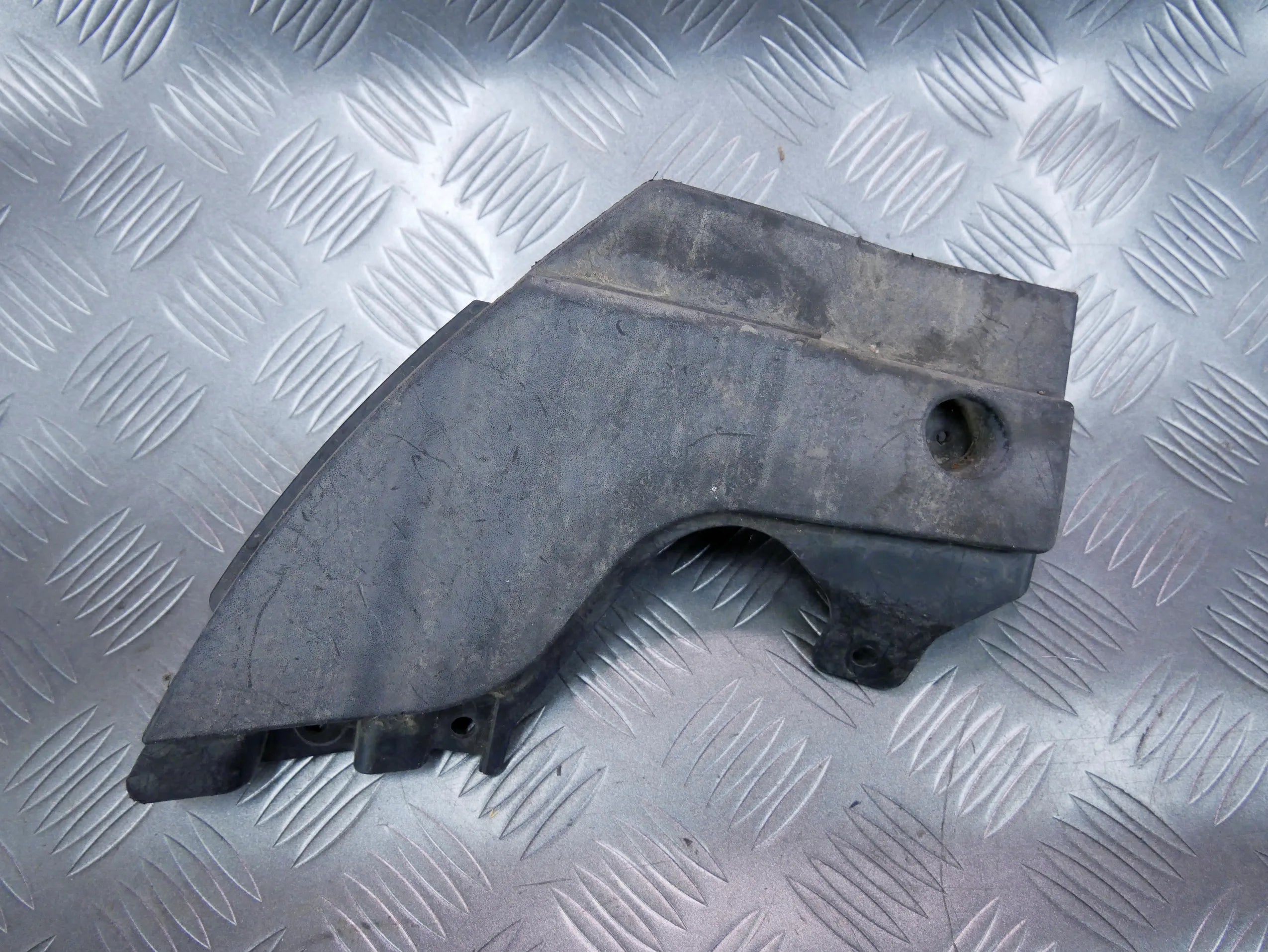 Chlapacz tył tylny prawy 3G0854858 VW PASSAT B8