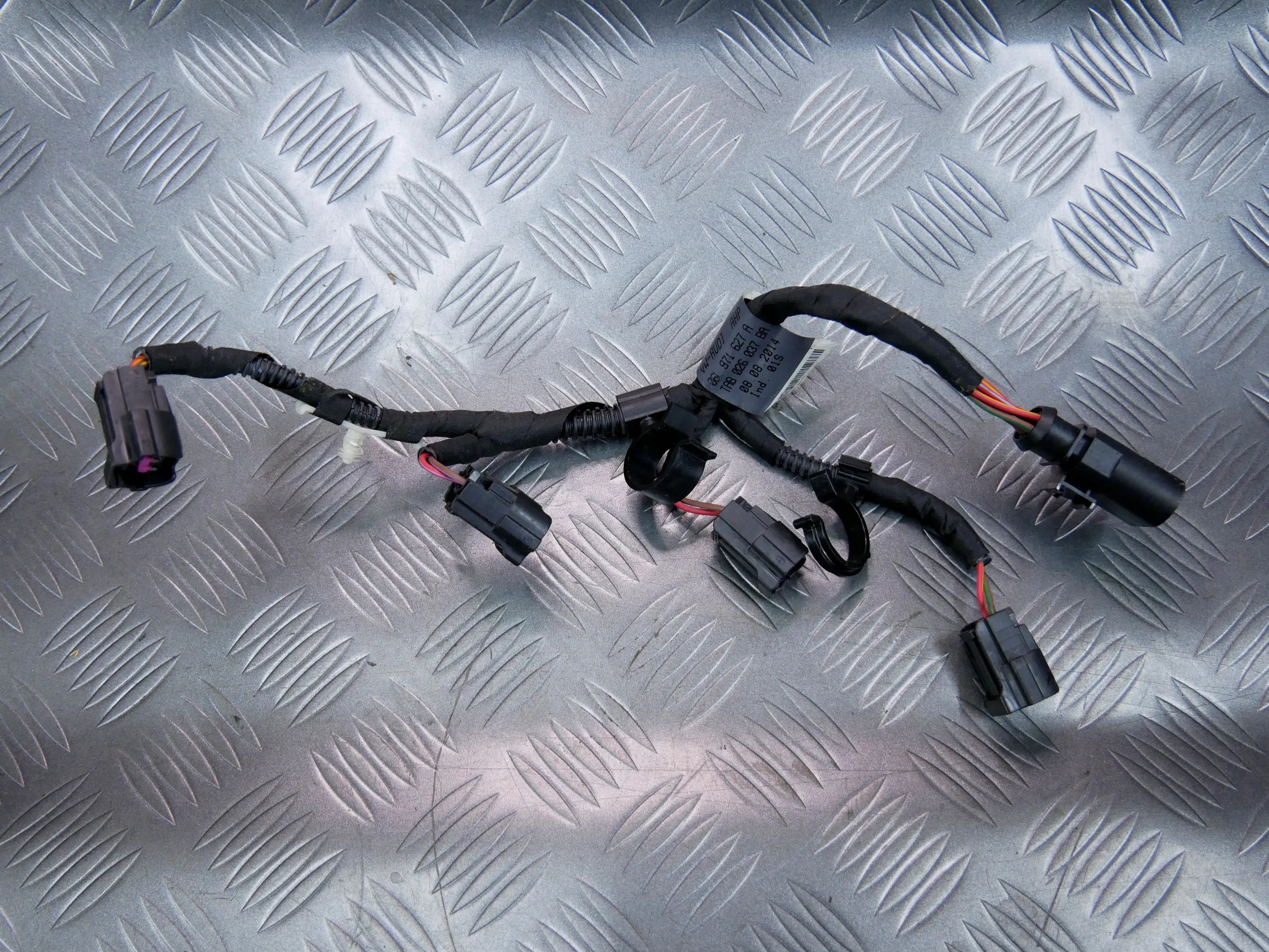 Wiązka wtryskiwaczy 06L971627A VW PASSAT B8 2.0 TSI