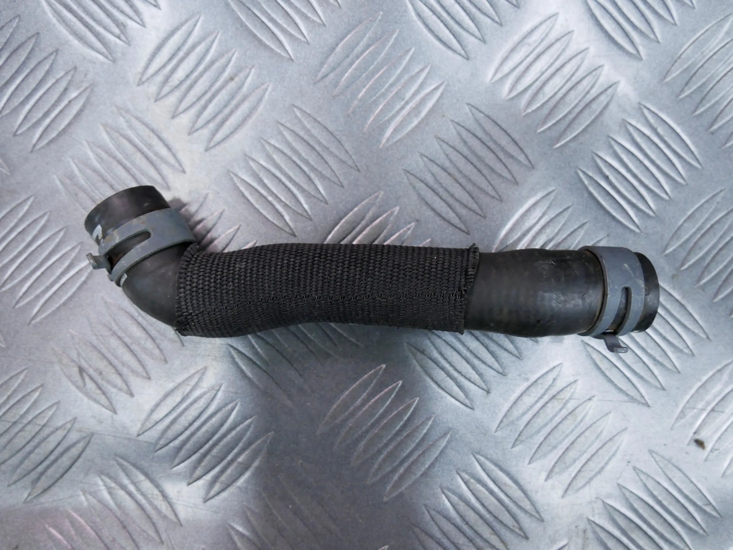 Rura wąż wody 5Q0122157AB VW PASSAT B8 2.0 TSI