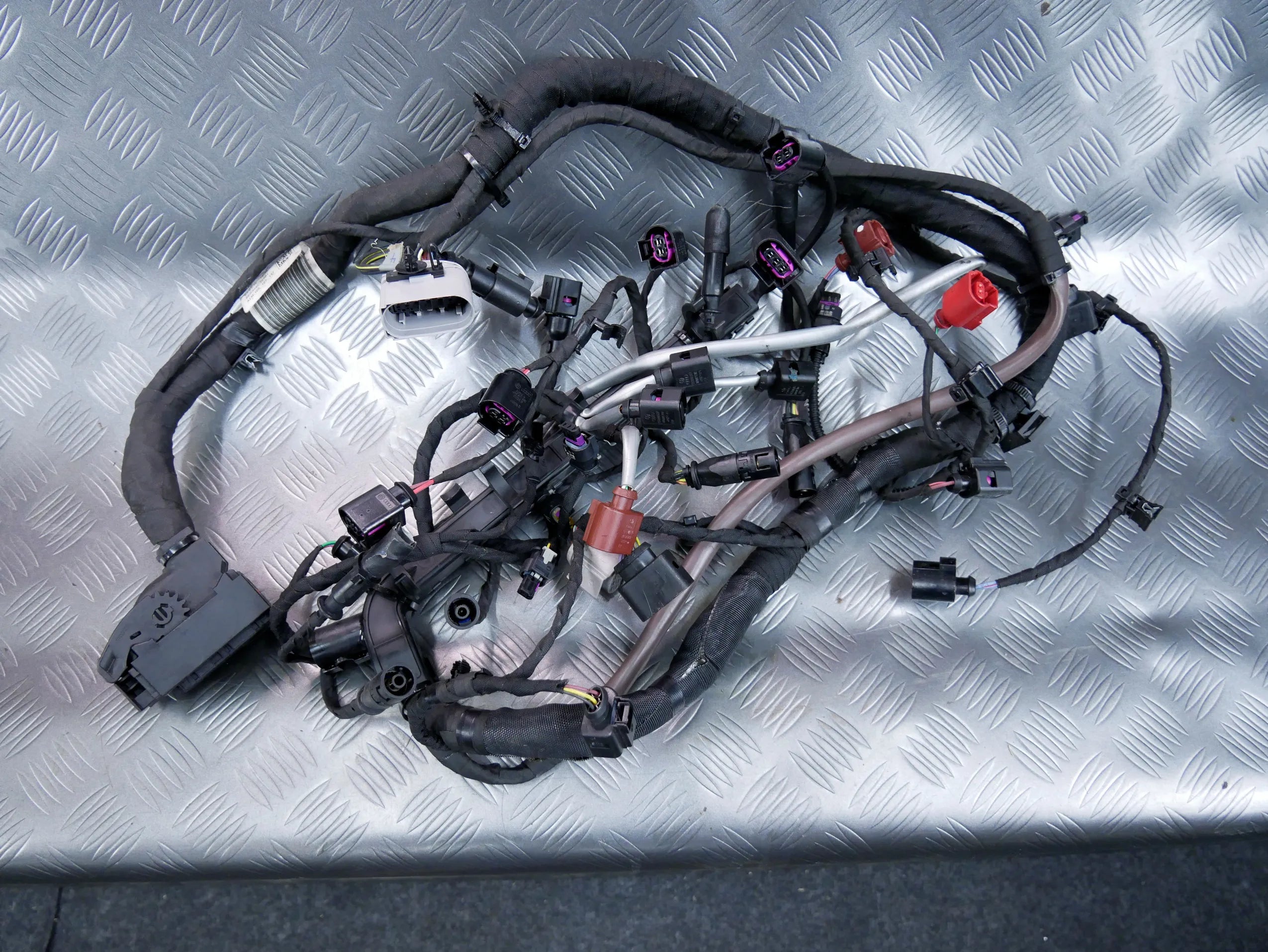 Wiązka instalacja silnika 04L972627FM VW PASSAT B8 2.0 TDI