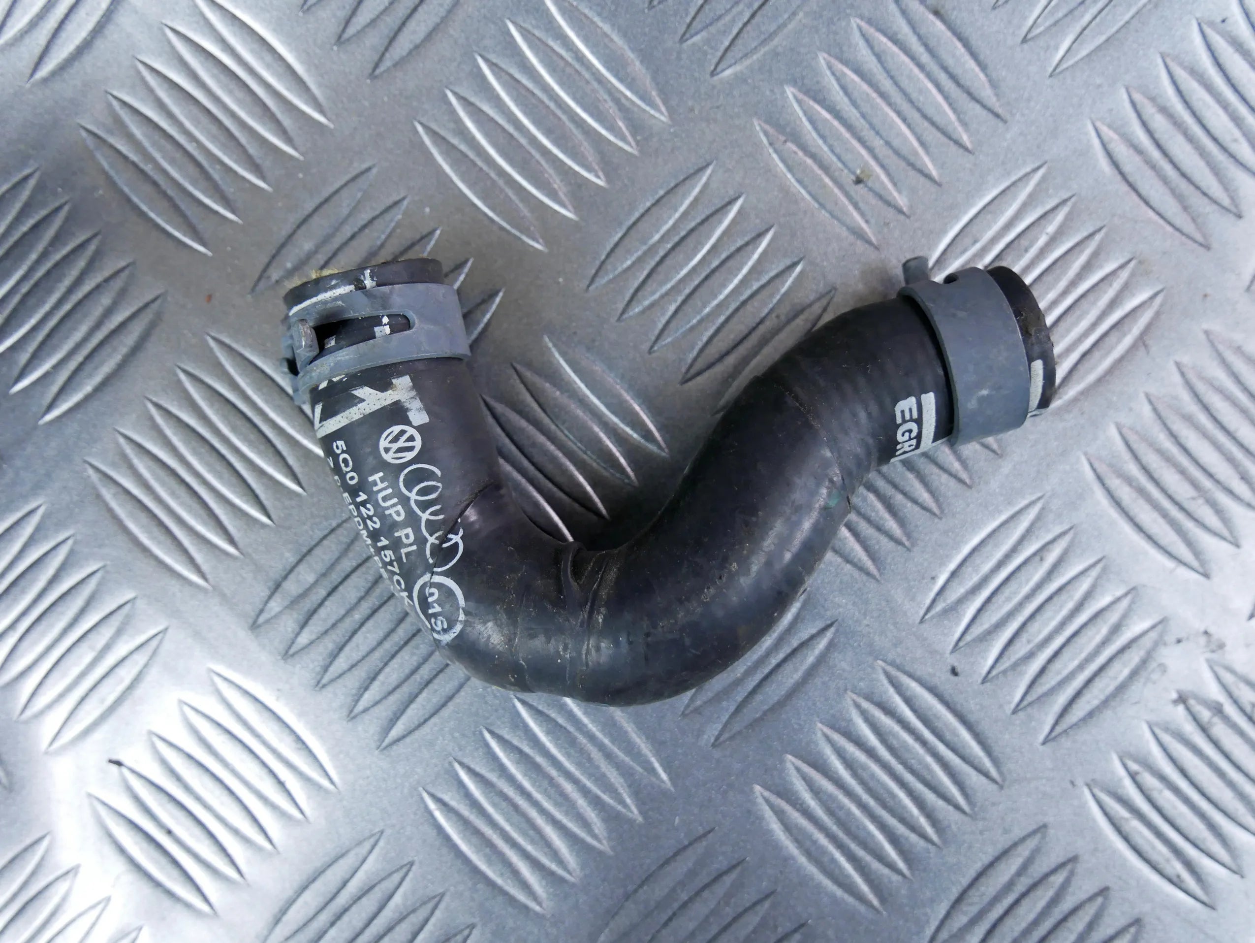 Rura wąż wody 5Q0122157CK VW PASSAT B8 2.0 TDI