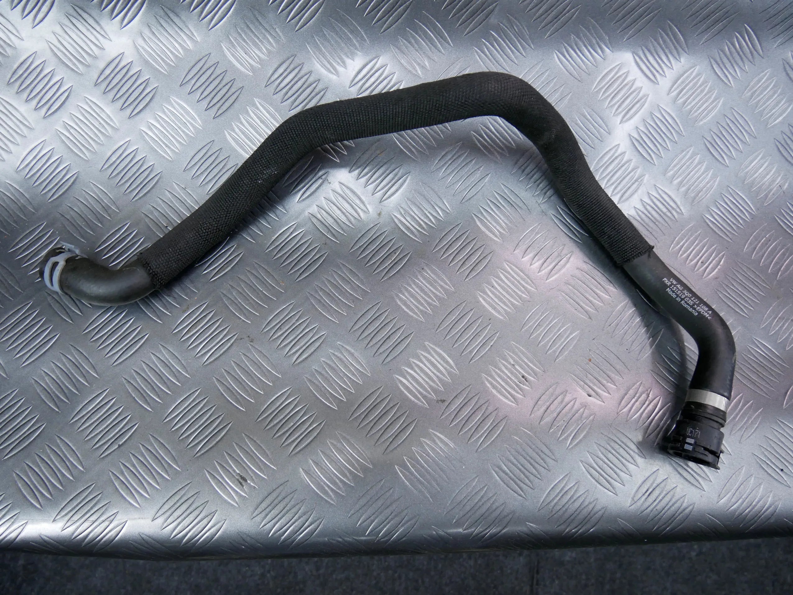 Rura wąż wody 3Q0121108A VW PASSAT GTE 1.4 TSI