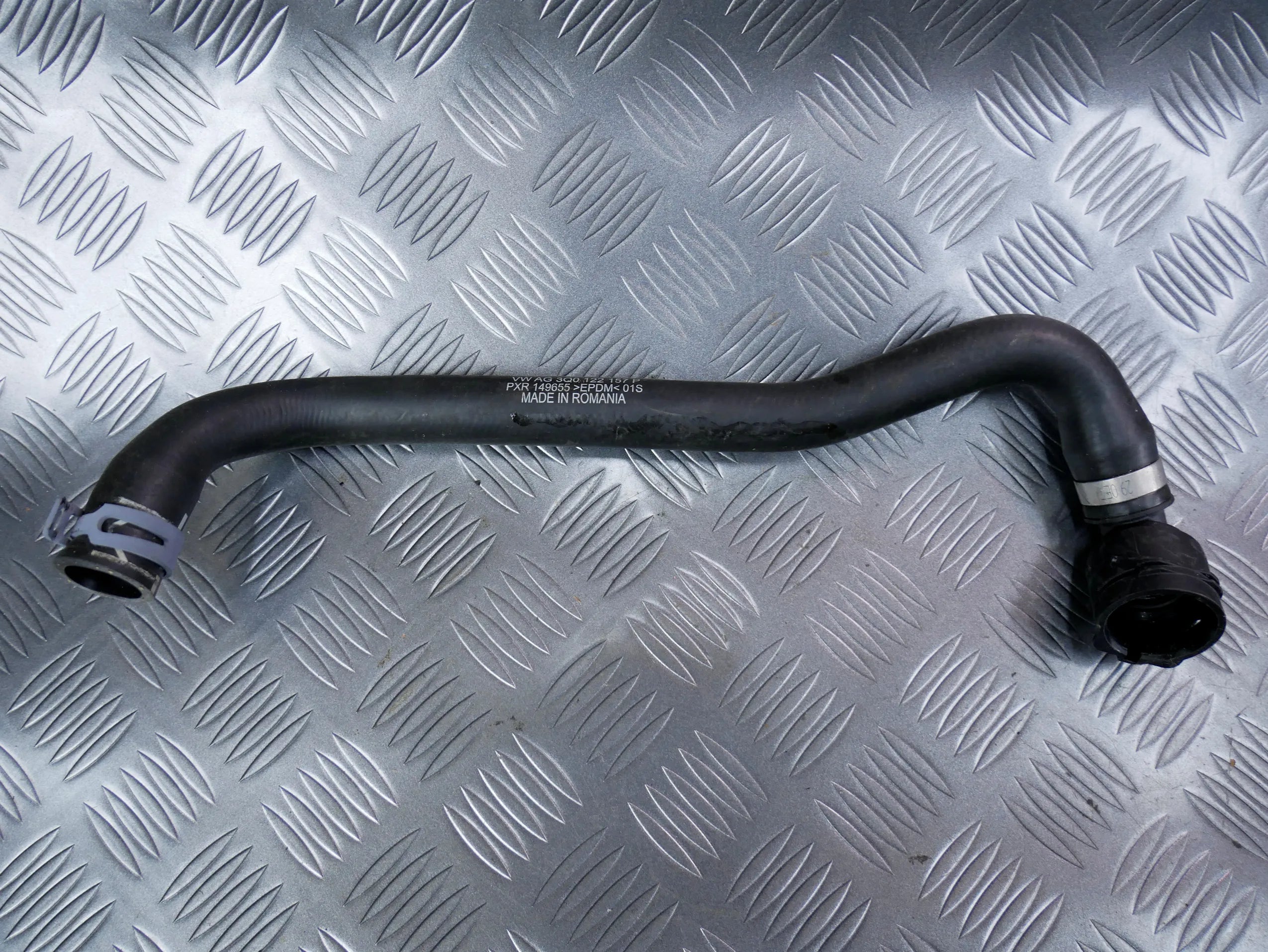 Rura wąż wody 3Q0122157P VW PASSAT GTE 1.4 TSI