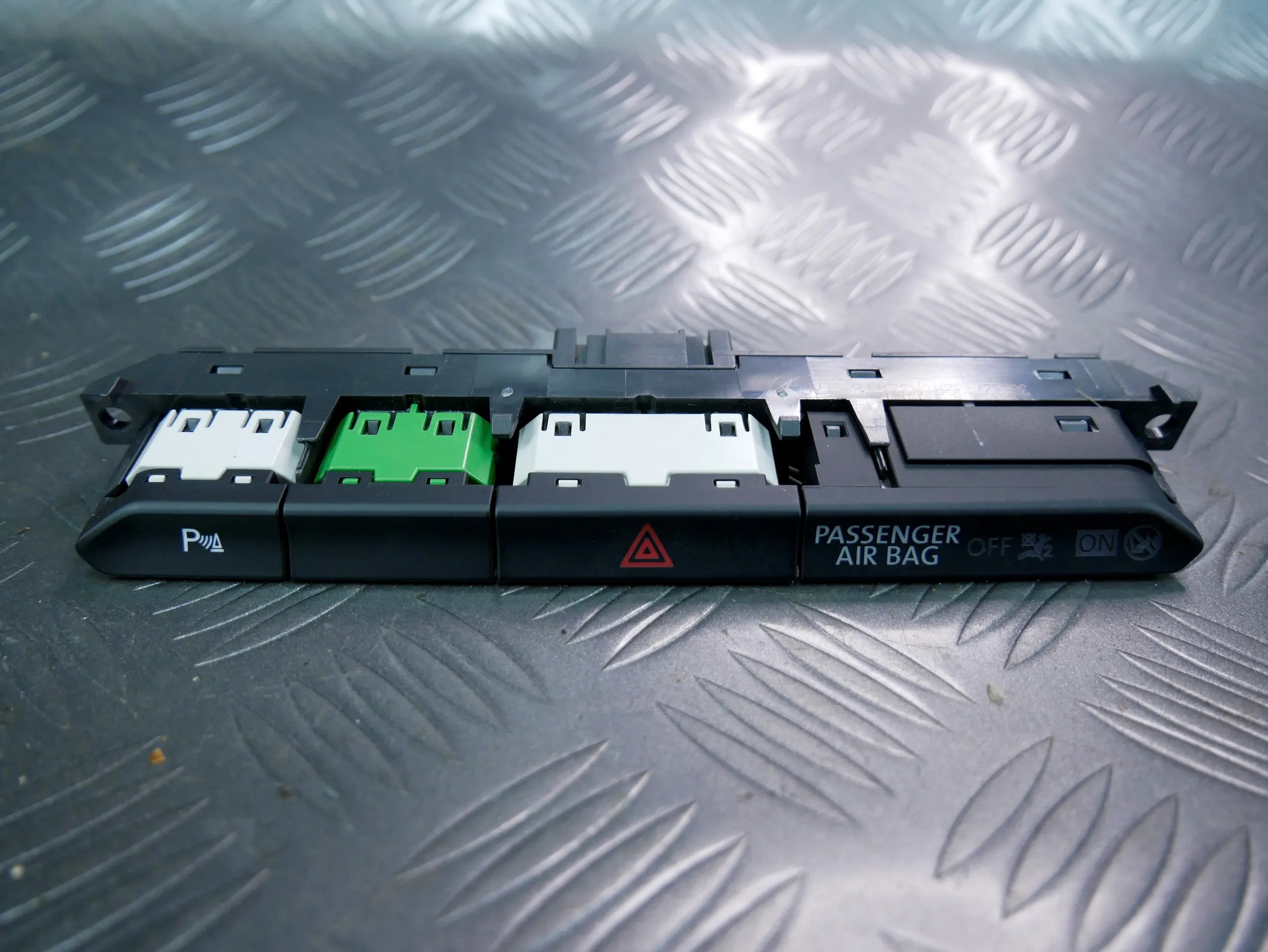 Panel przycisków przełączników 3G0927132A VW PASSAT B8