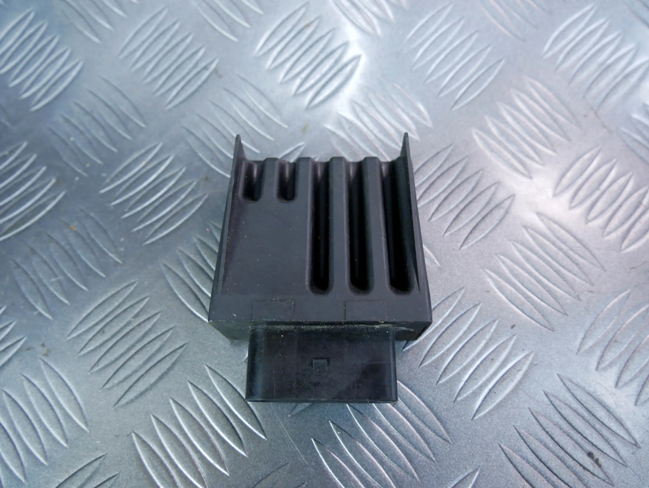 Moduł sterownik pompy paliwa 5Q0906121H VW PASSAT B8 2.0 TDI