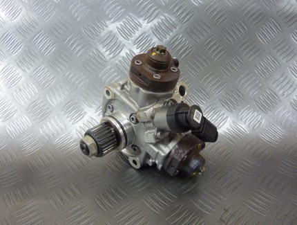 Injection pump 059130755CR...