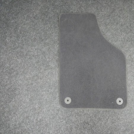 Right front mat 7N1864436...