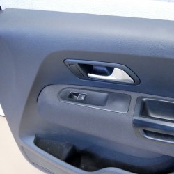 Tapicerka boczek drzwi przód przedni prawy 2HH867012J VW AMAROK