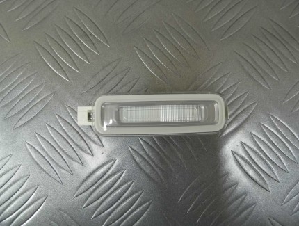 Lampka kabinowa LED 4M0947105 AUDI Q7 II 4M - Davicar.pl