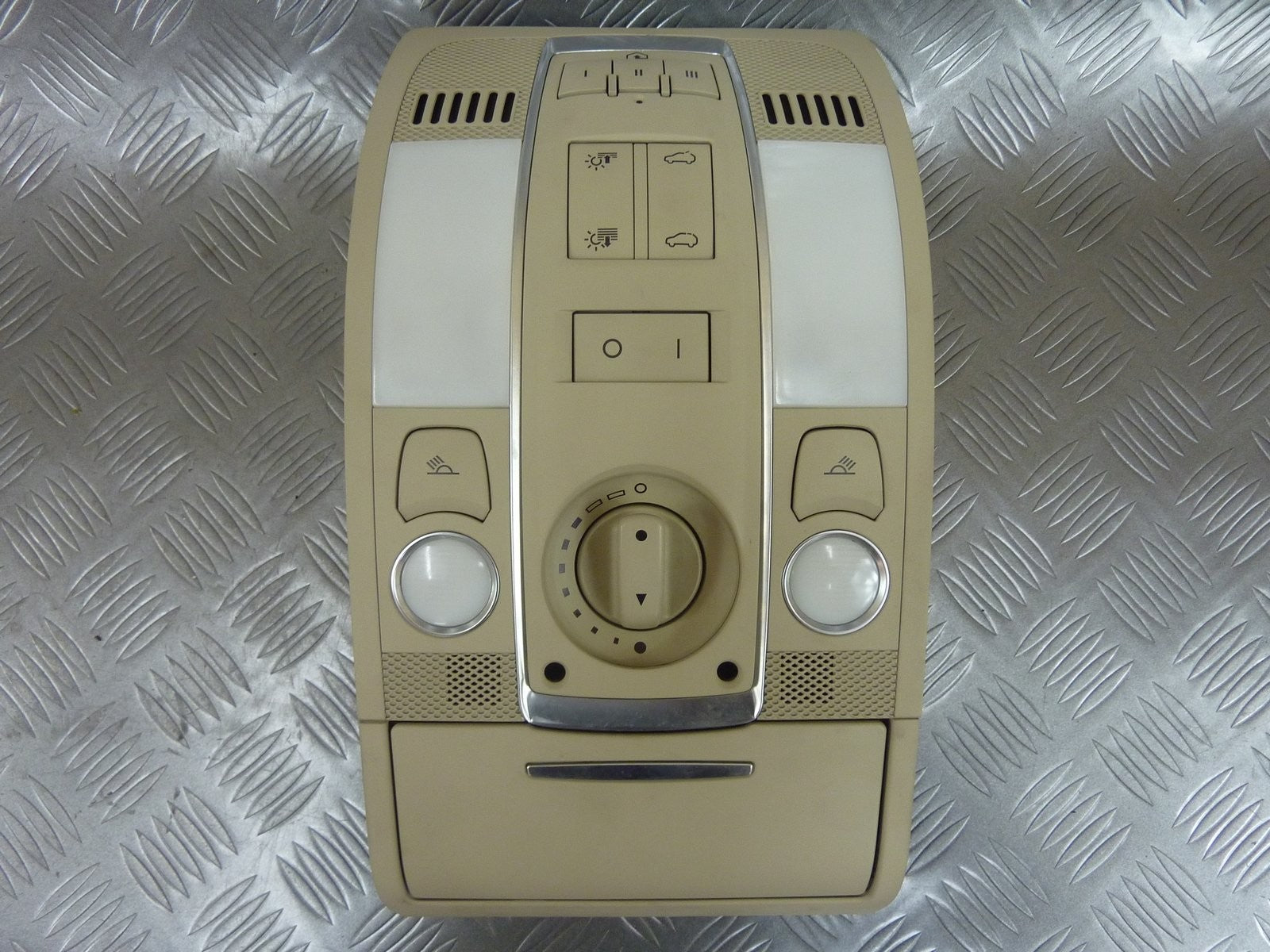 Lampka podsufitki beż HOME LINK 4L0947140 AUDI Q7