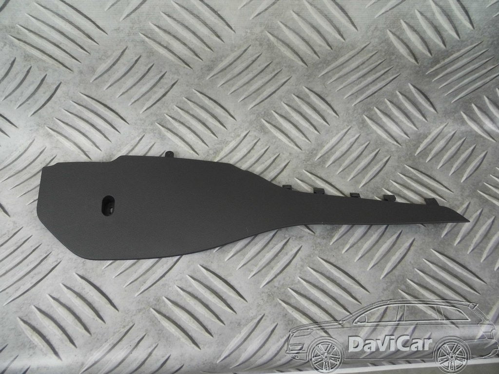 Osłona boku tunelu lewa 5C8863045 VW JETTA VI