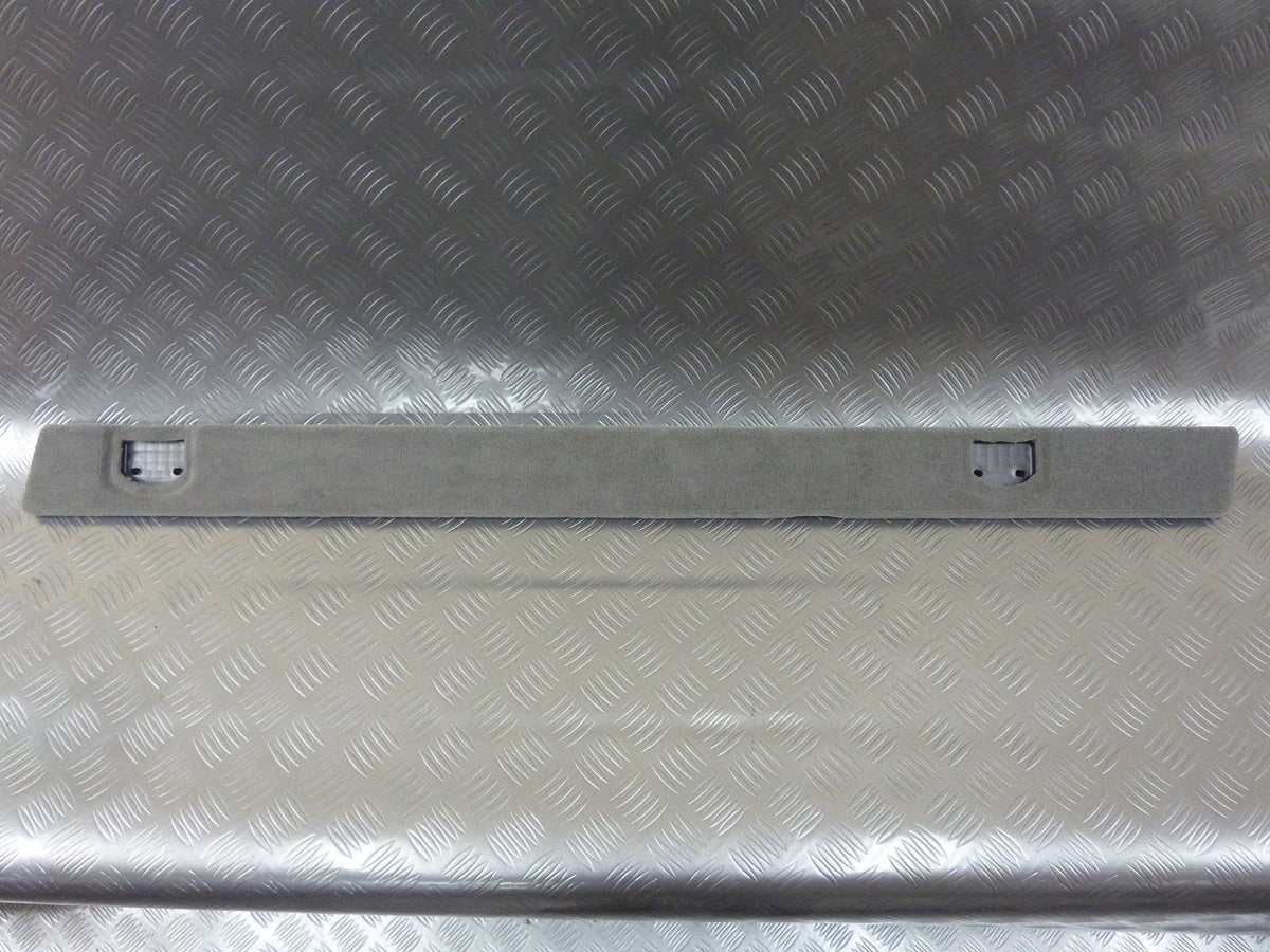 Listwa bagażnika lewa 4L0861187H J49 AUDI Q7