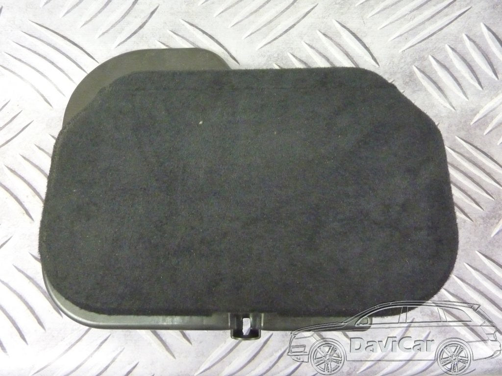 Schowek pod nogi tył lewy 1T0863761B VW TOURAN II