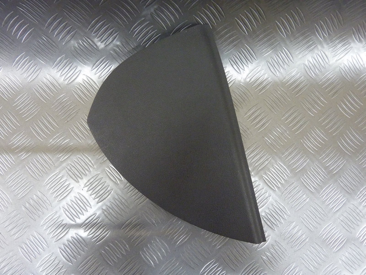 Osłona boku konsoli prawa 4L0857086A AUDI Q7