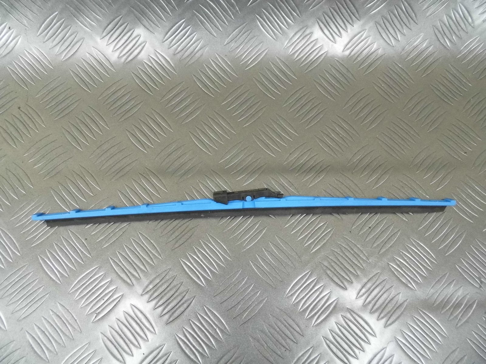 Pióro wycieraczki 8P0955425A AUDI Q7