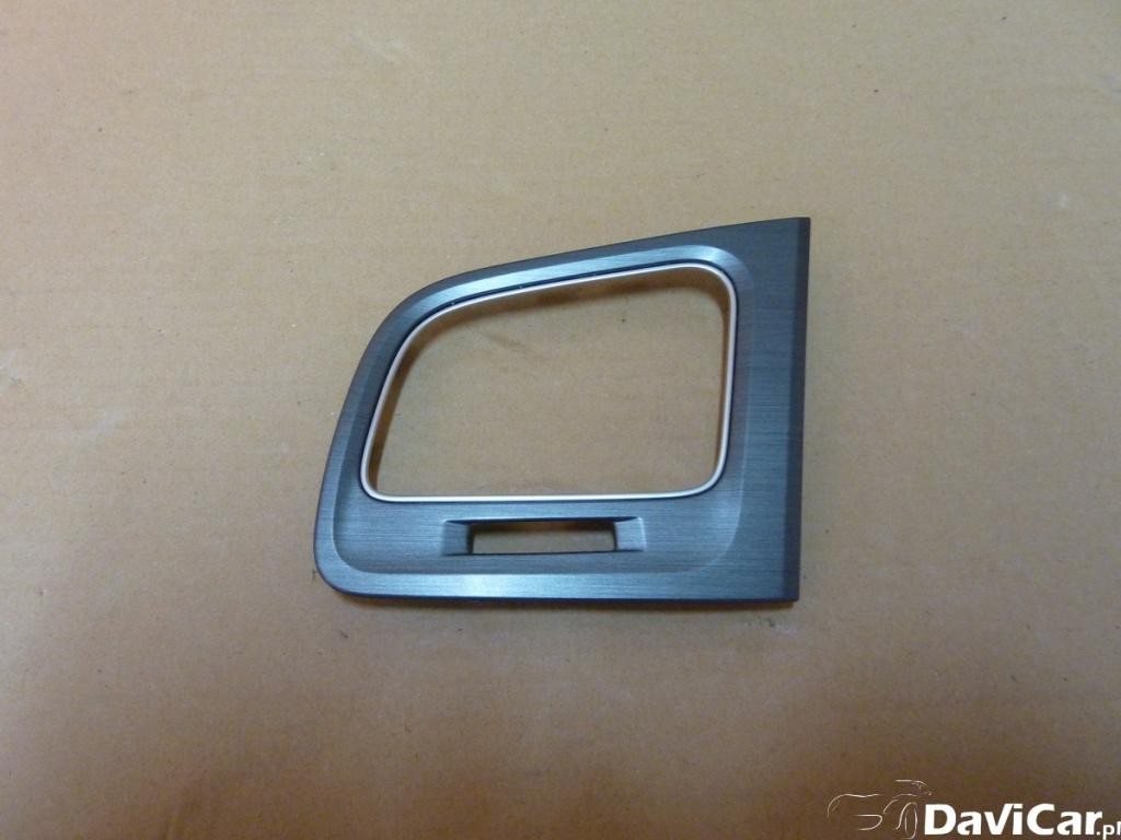 Ramka kratki nawiewu lewa VW Golf VII 7 5G1819741