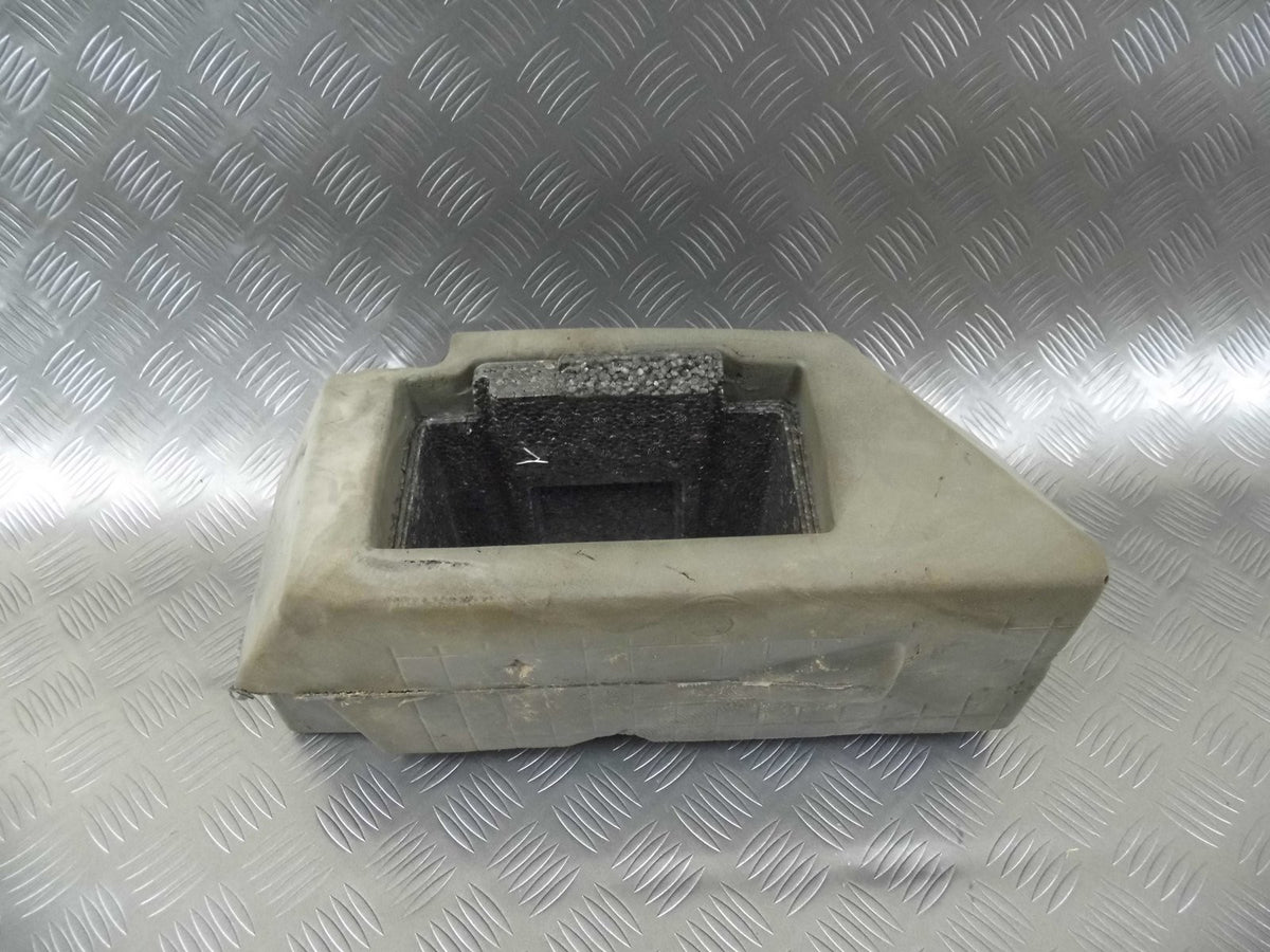 Wygłuszenie wnęki koła 4L0863895 AUDI Q7