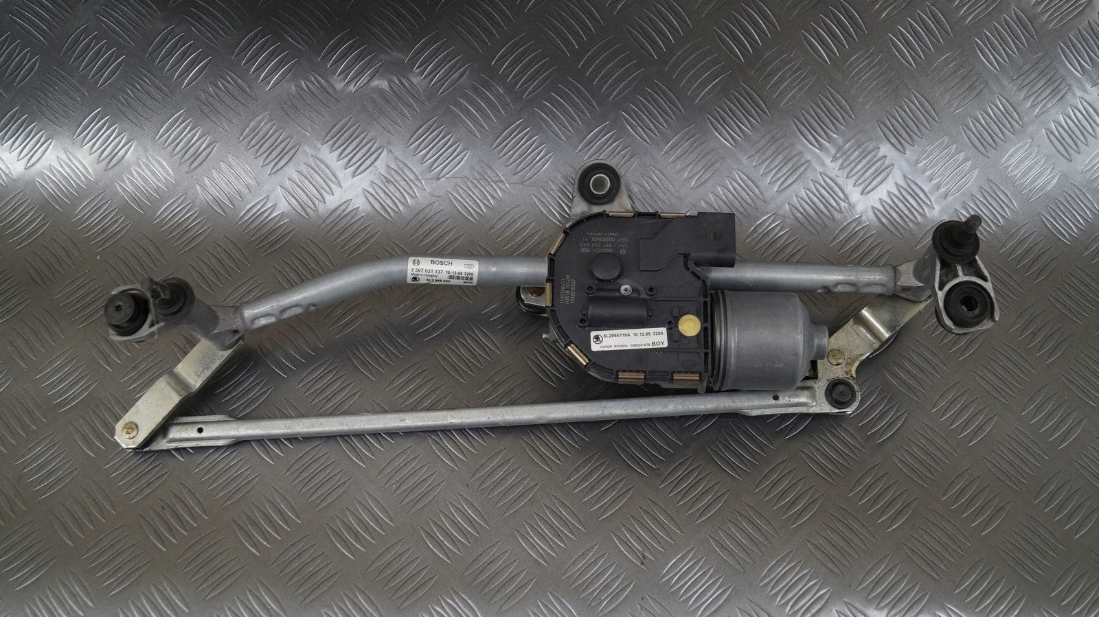 Silnik mechanizm wycieraczek 5L2955119A YETI RHD