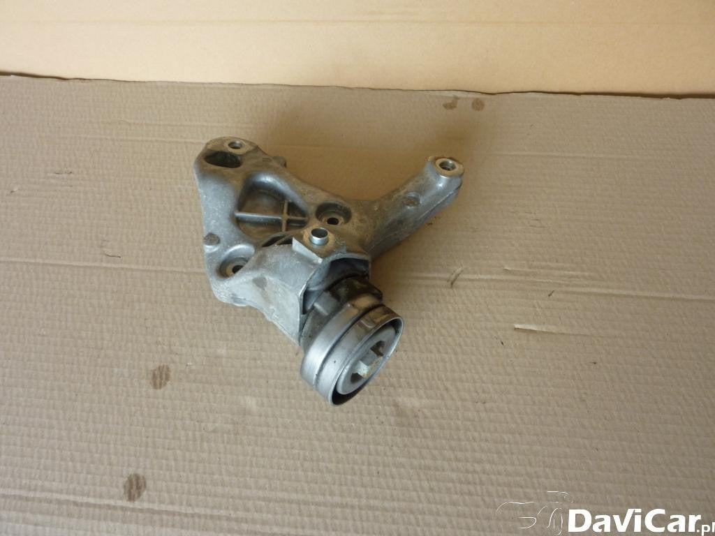 Łapa wieszak sprężarki 1K0260885B VW SKODA 1.4 TSI