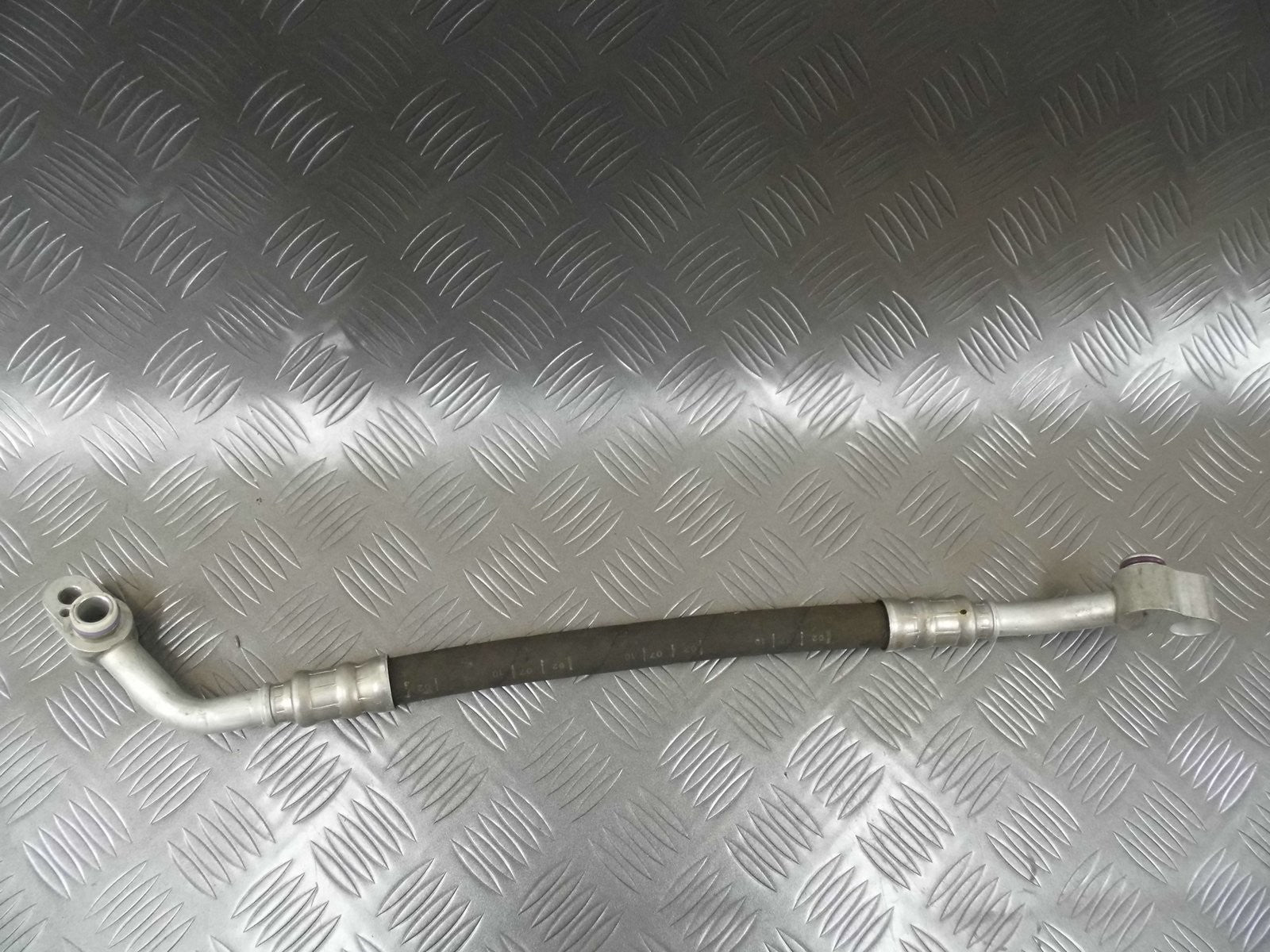 Rurka przewód klimatyzacji 4L0820730 AUDI Q7