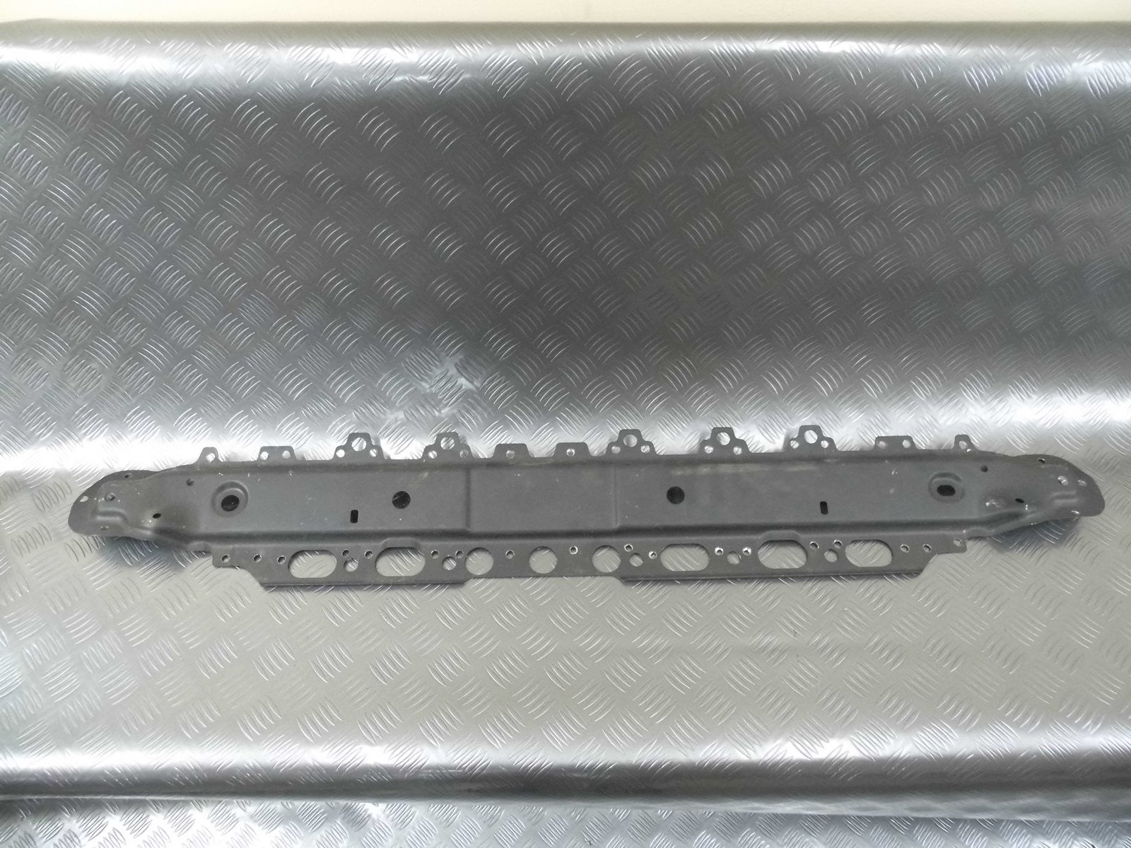 Blacha profil wzmocnienie 7L8802673B AUDI Q7