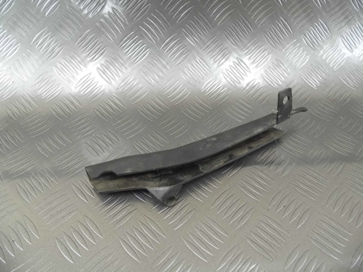 Osłona maski lewa 4L1823771 AUDI Q7