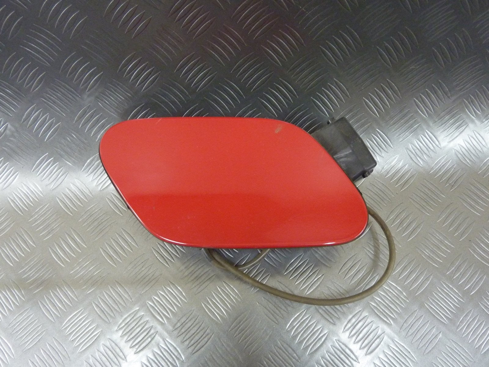 Klapka paliwa korek LY3D 5G0809999A GOLF VII TSI