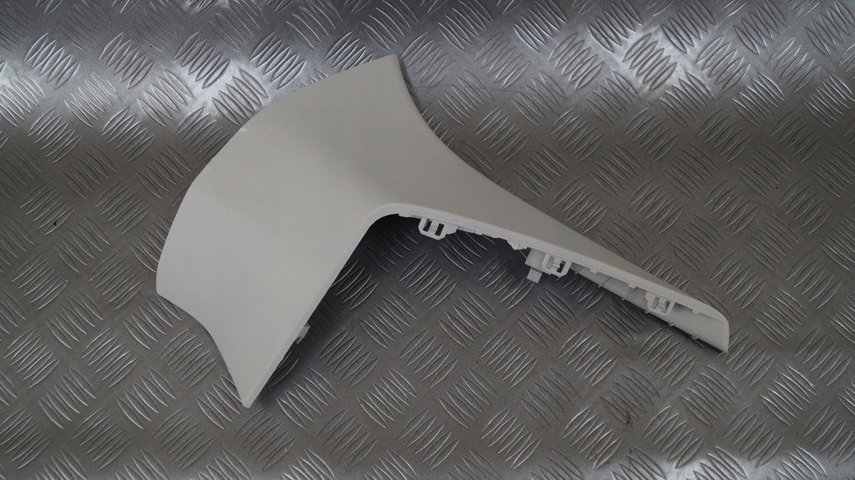 Osłona słupka tył prawa 3G8867242 VW ARTEON