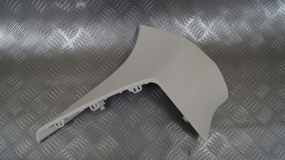 Osłona słupka tył lewa 3G8867241 VW ARTEON