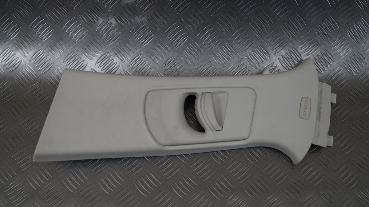 Osłona słupka środkowego lewa 5L0867243 SKODA YETI