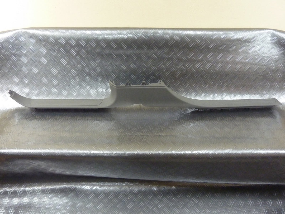 Listwa nakładka progu lewa 4L0853369 AUDI Q7