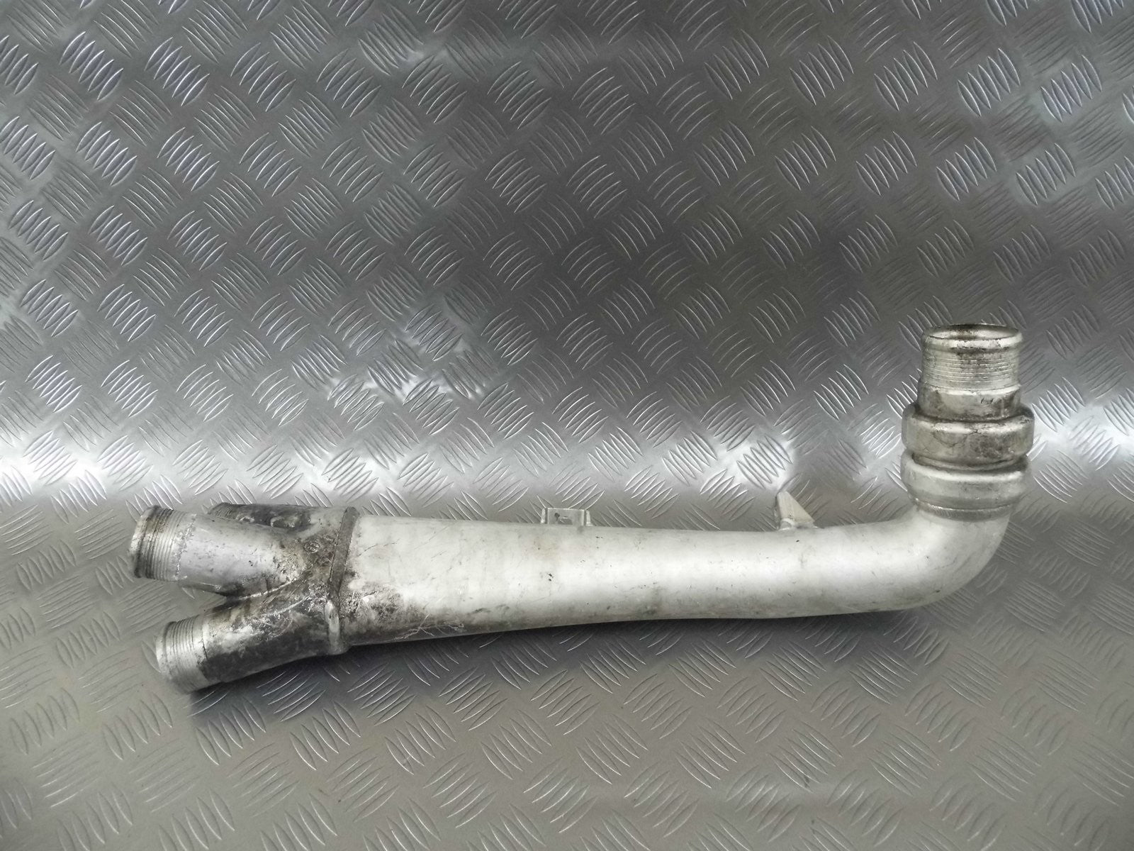 Rura powietrza 7L6145945G AUDI Q7 3.0 TDI