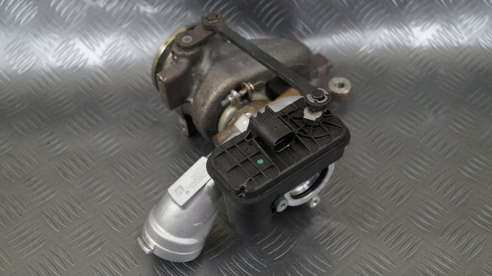 Turbosprężarka 05E145701H VW ARTEON 1.5 TSI