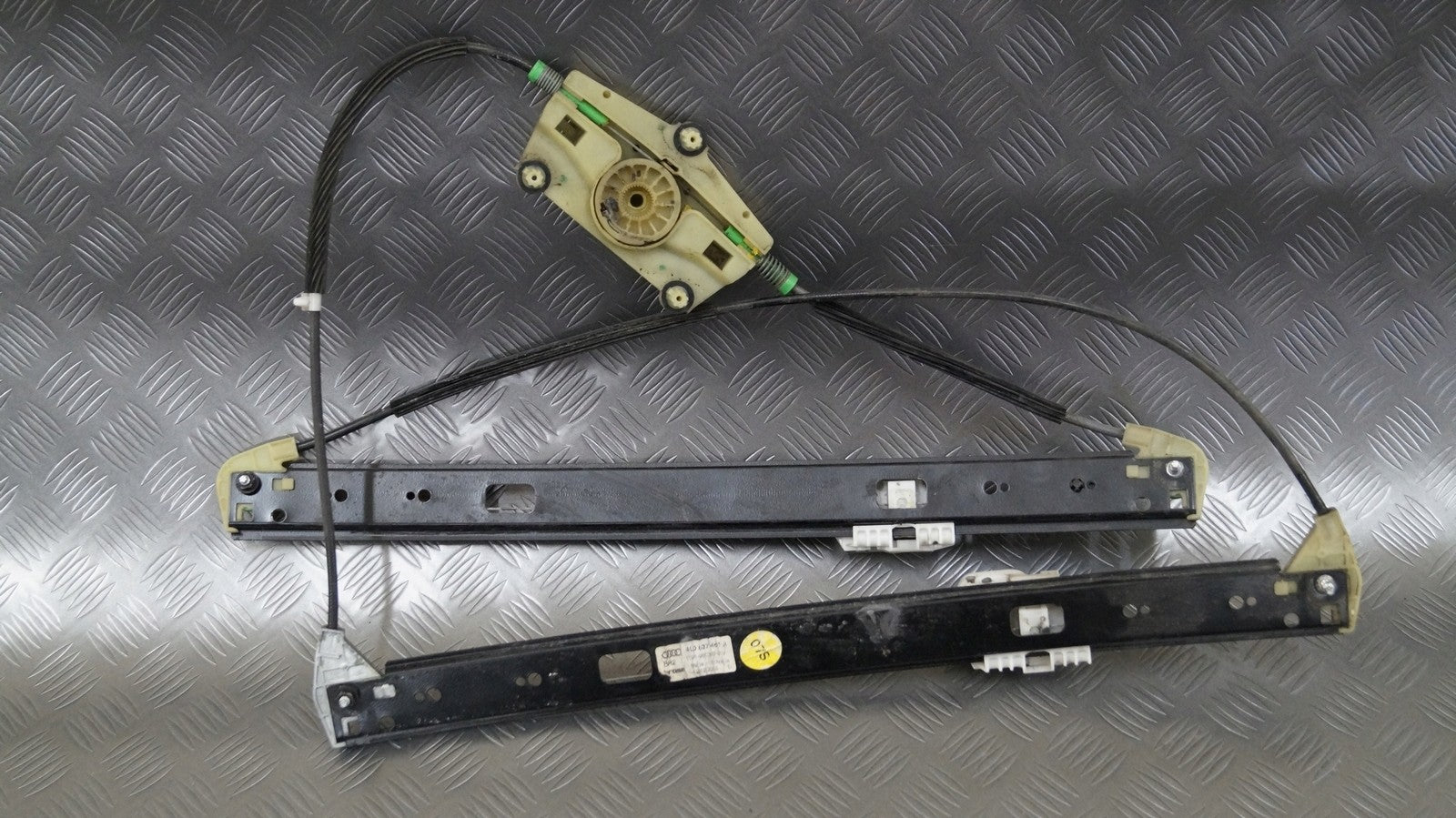 Podnośnik szyby tył lewy 4L0839461A AUDI Q7