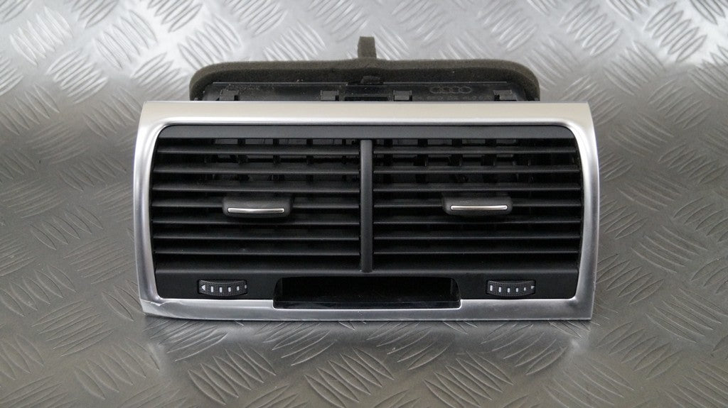 Kratka nawiewu środkowa 4L0820951P AUDI Q7