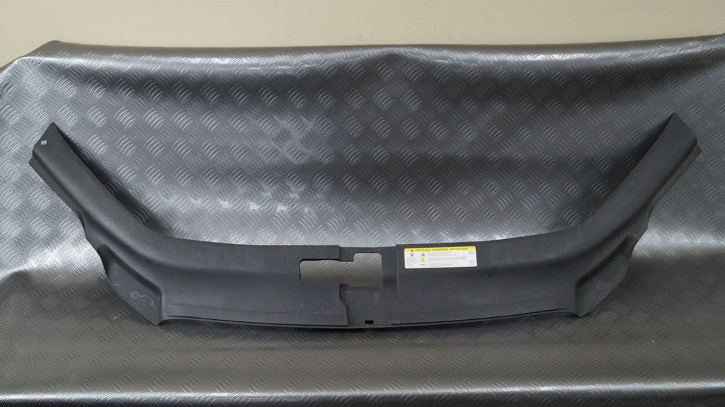 Osłona pasa przedniego 4L0807081 AUDI Q7