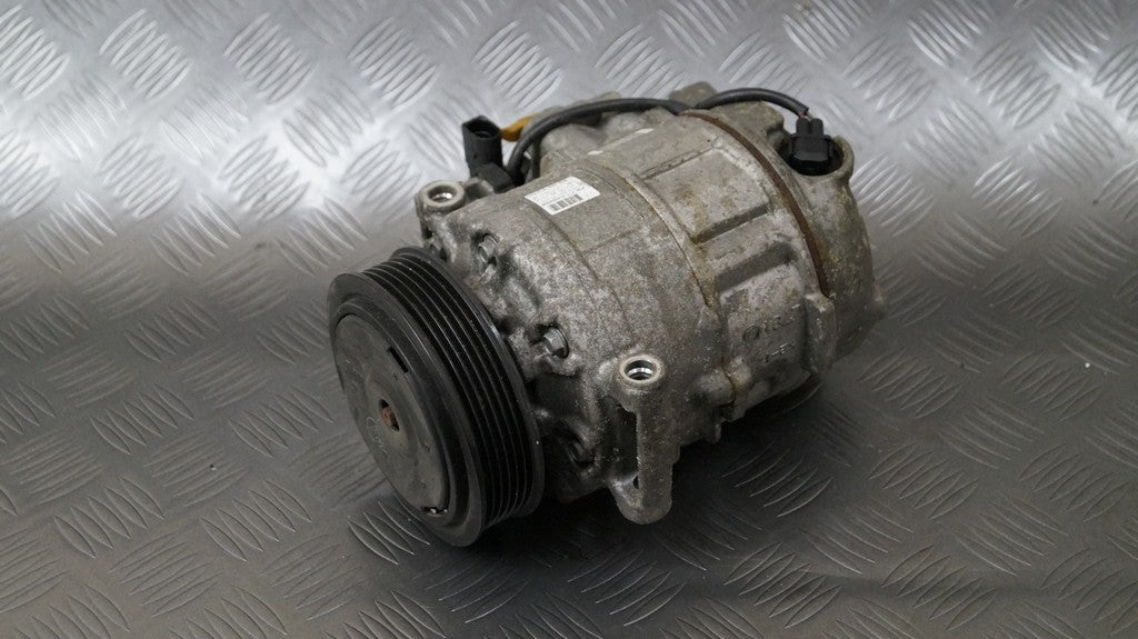 Sprężarka klimatyzacji 7L6820808 AUDI Q7