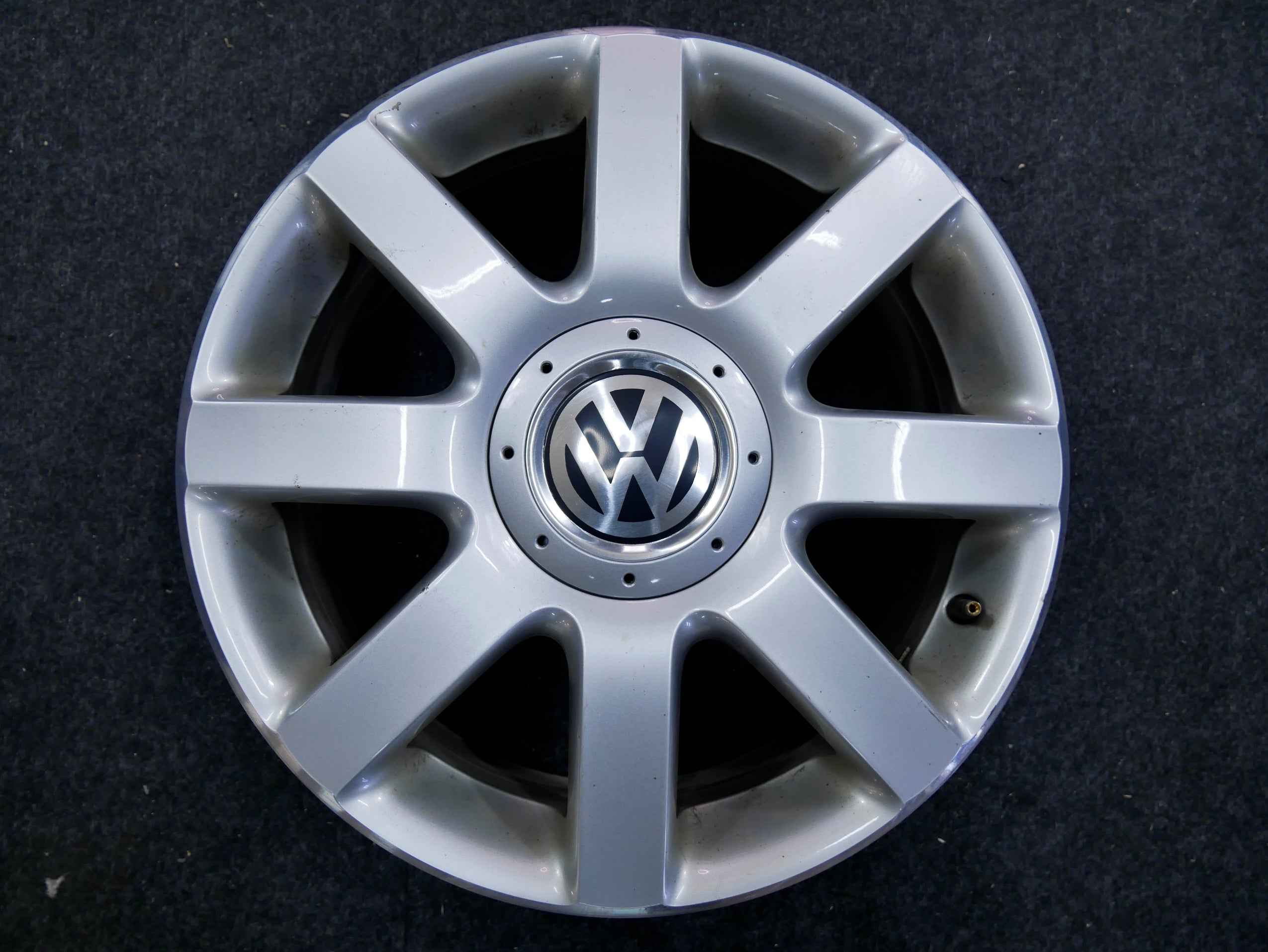 Felga aluminiowa 17' 1K0601025N VW PASSAT CC