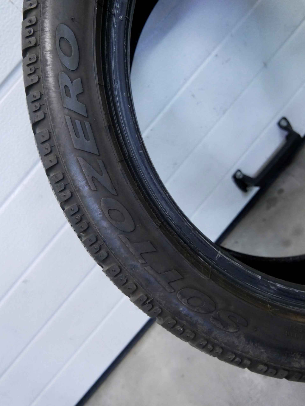 Opona zimowa PIRELLI SOTTOZERO Winter 210 205/50R17
