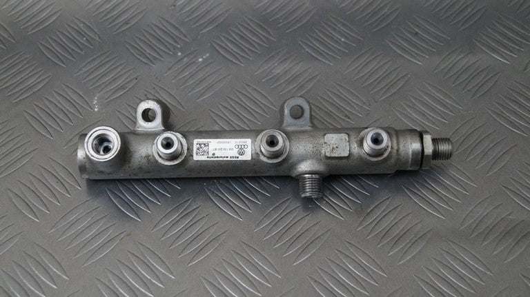 Listwa wtryskowa 059130090BT AUDI Q7 3.0 TDI