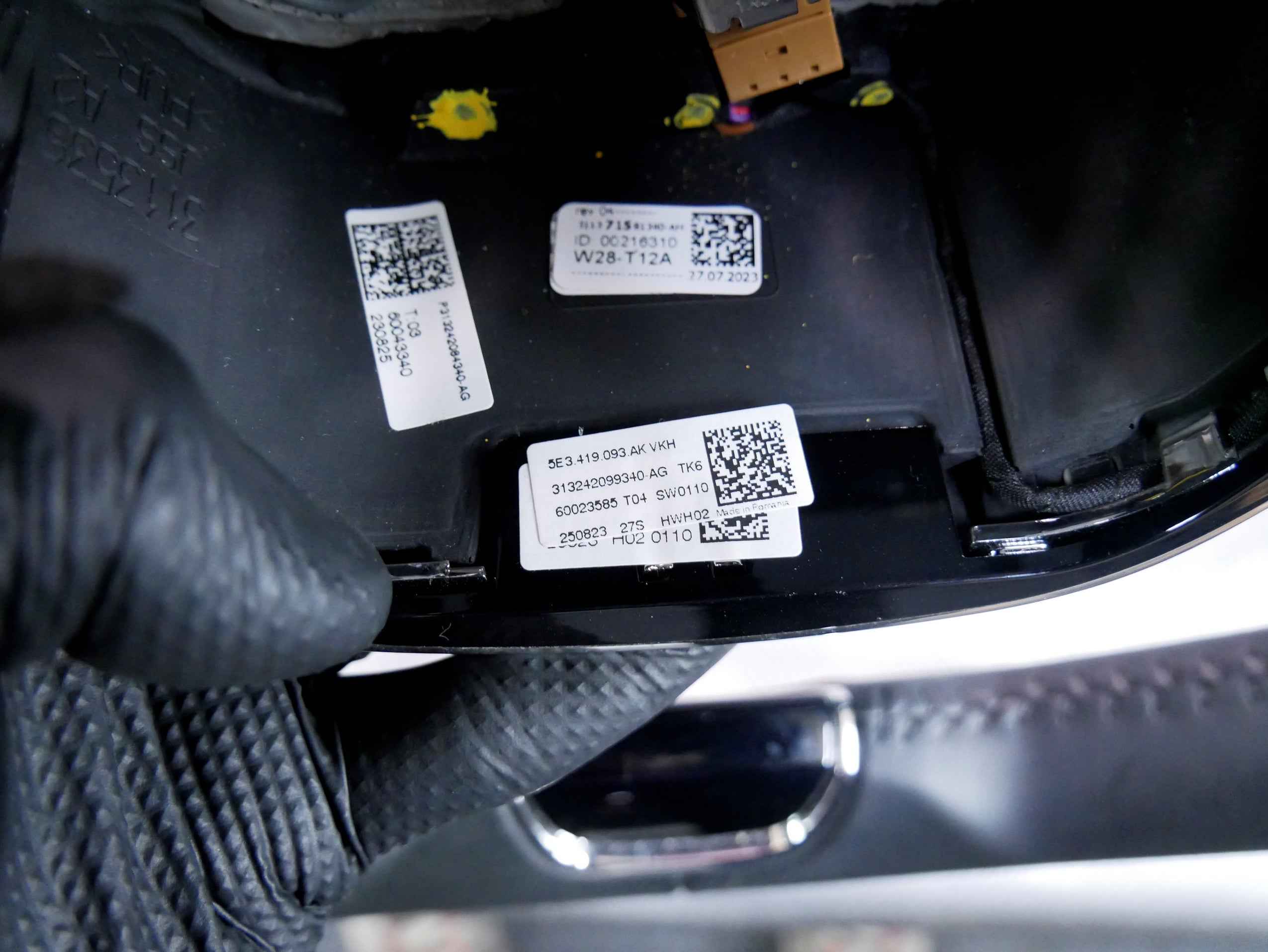 Kierownica skórzana multifunkcyjna 5E3419093AK SKODA OCTAVIA IV 2020-