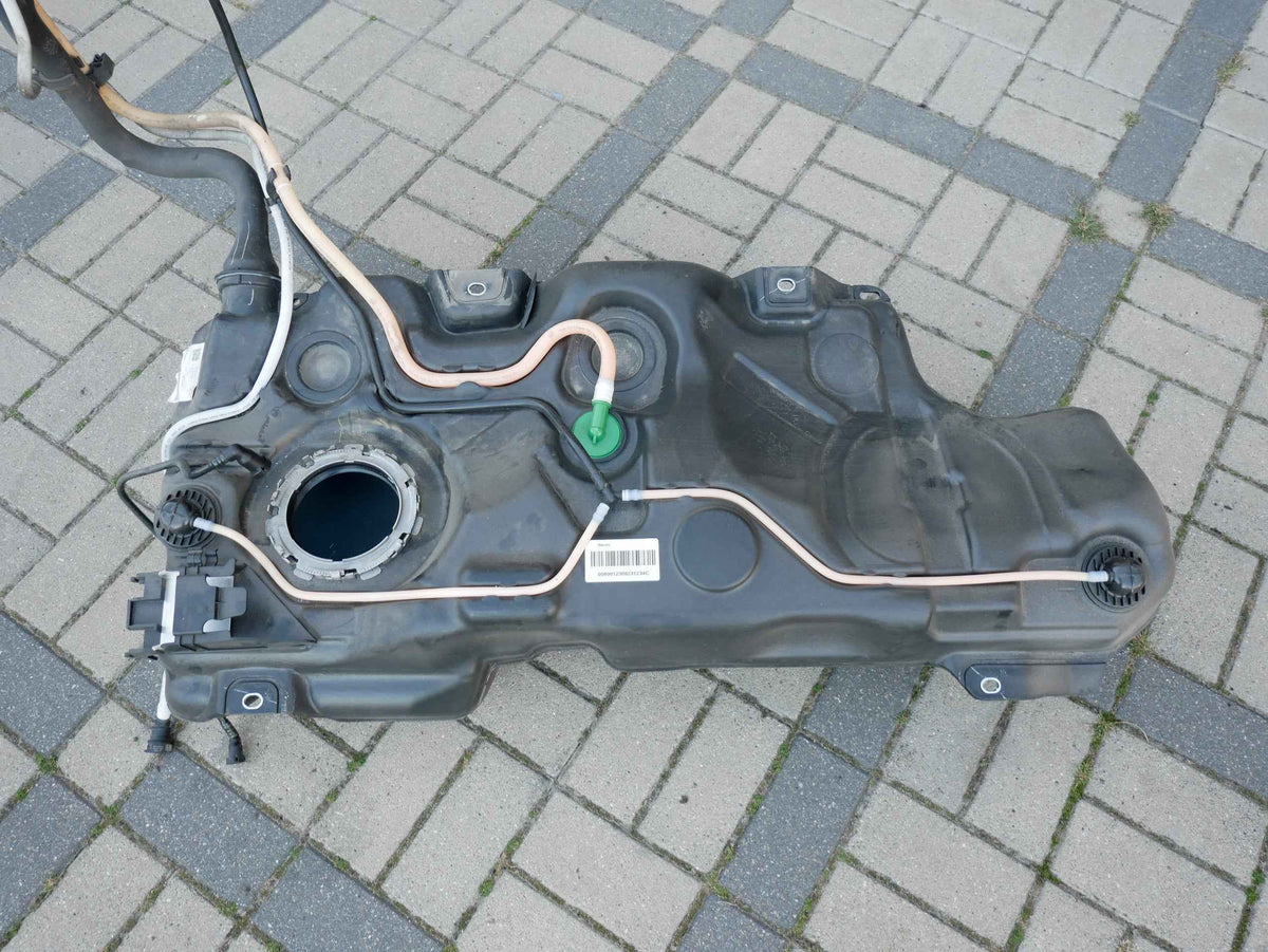 Zbiornik bak paliwa 5WA201021MF 5WA201060Q SKODA OCTAVIA IV 1.5 TSI