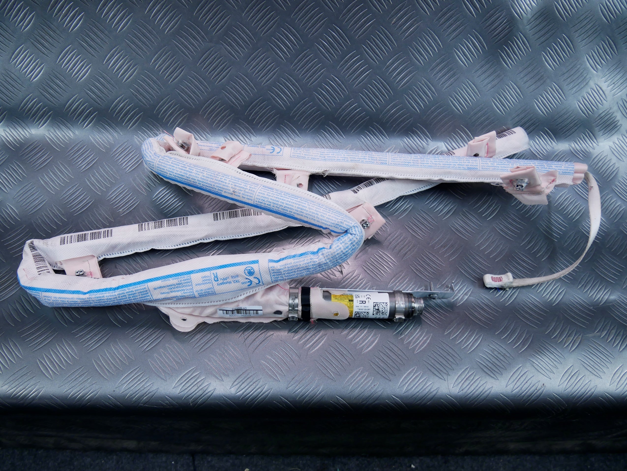 Airbag kurtyna prawa 5E6880742F SKODA OCTAVIA IV LIFTBACK