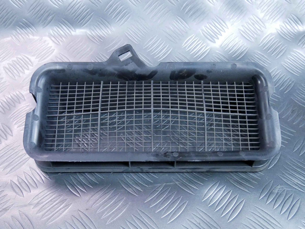 Kratka wentylacyjna 5Q0815479 SKODA OCTAVIA IV