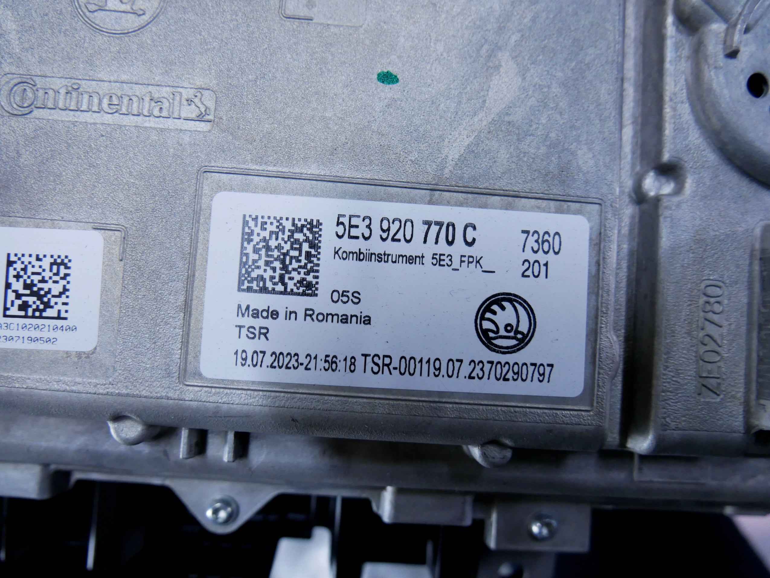 Licznik VIRTUAL LCD 5E3920770C SKODA OCTAVIA IV 1.5 TSI