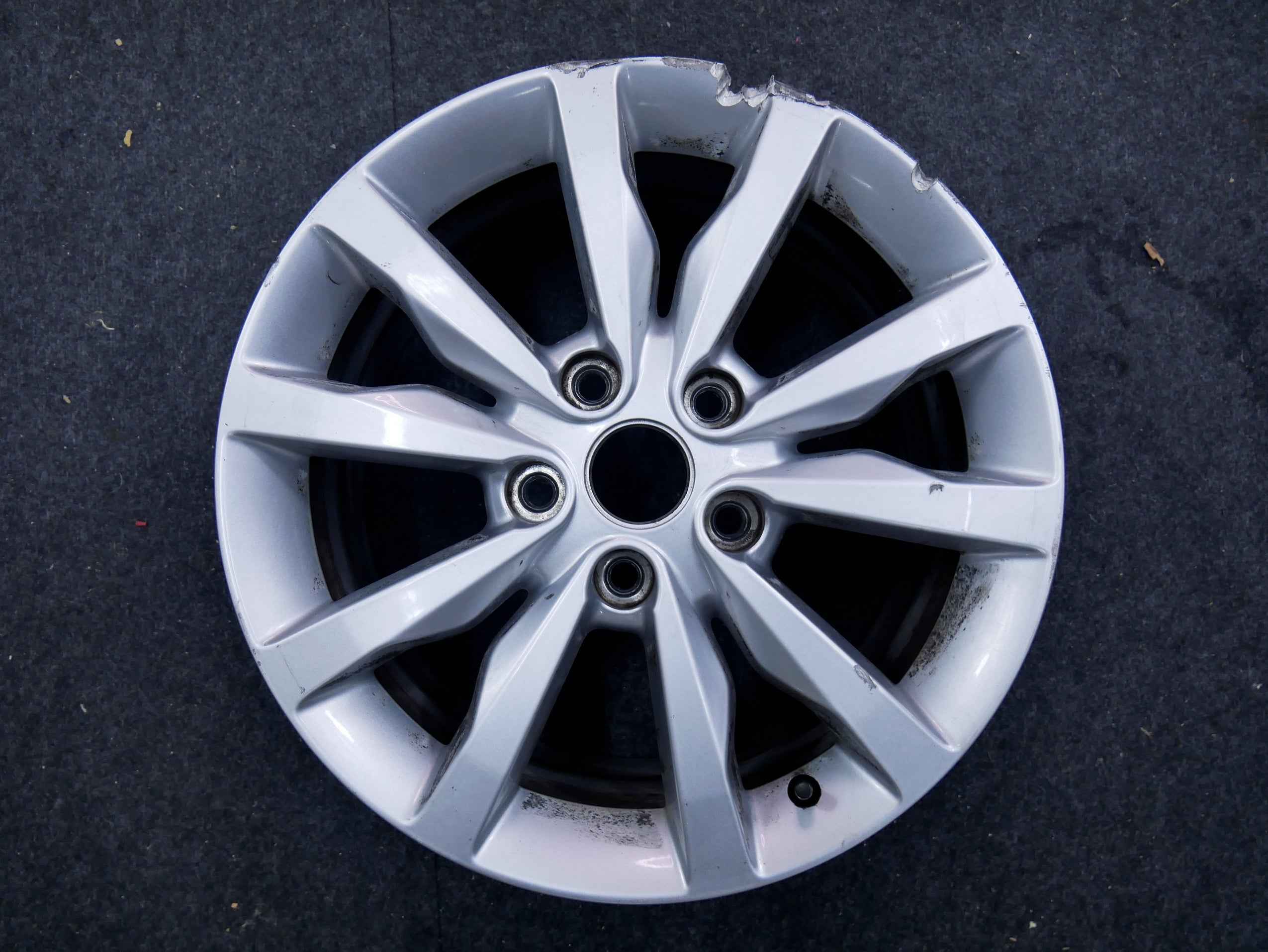 Felga aluminiowa 18' 1XC16TRMAD DODGE DURANGO 2021