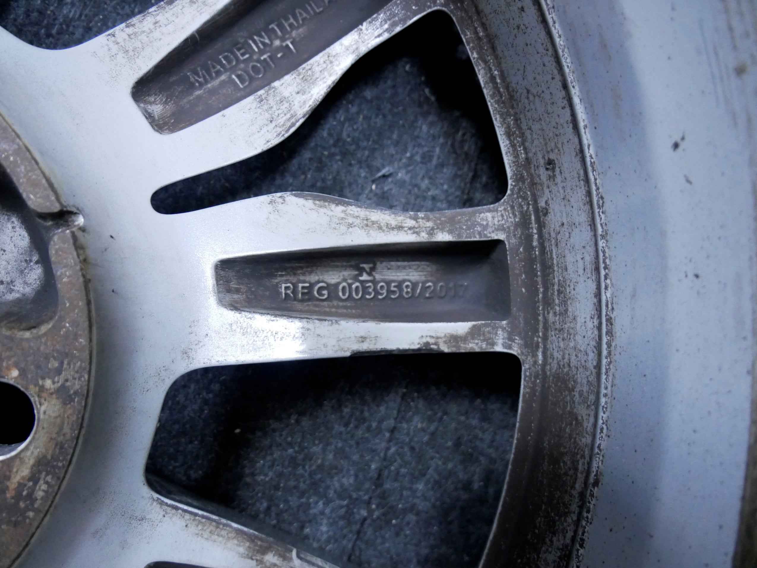 Felga aluminiowa 18' 1XC16TRMAD DODGE DURANGO 2021