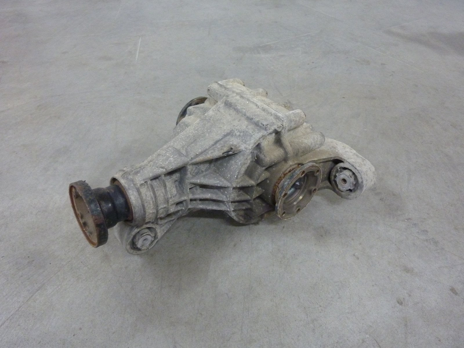 Most dyfer tył FKU 0AB525015C AUDI Q7 4L 3.0 TDI