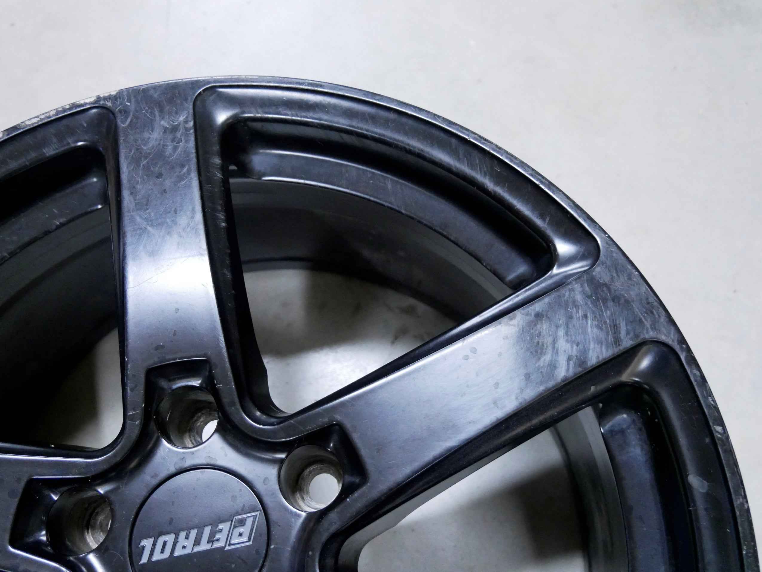 Felga 17' TSW PETROL P2C 17x8 40mm offset 5x112 VW GOLF VII